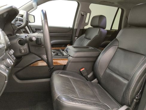 Used 2016 Chevrolet Tahoe LTZ RWD image 17