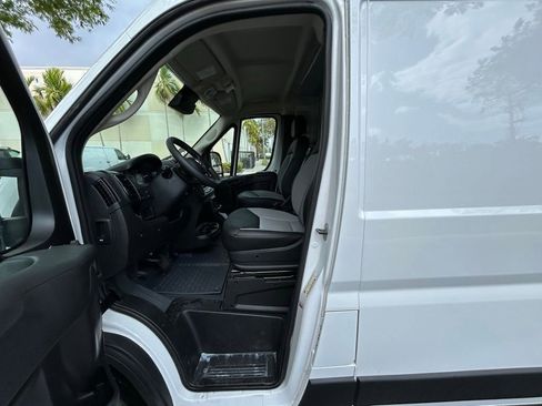 New 2024 RAM ProMaster 3500 w/ Convenience Group image 9