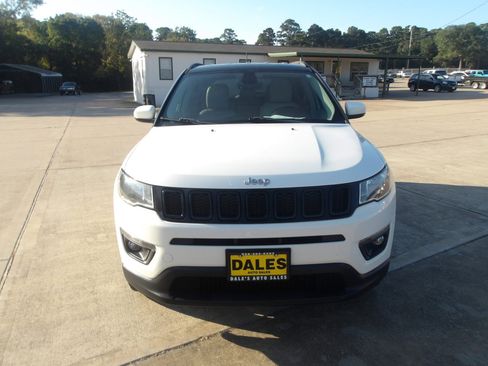 Used 2018 Jeep Compass Latitude w/ Popular Equipment Group image 3