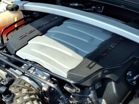 Used 2019 Chevrolet Camaro SS RWD image 32