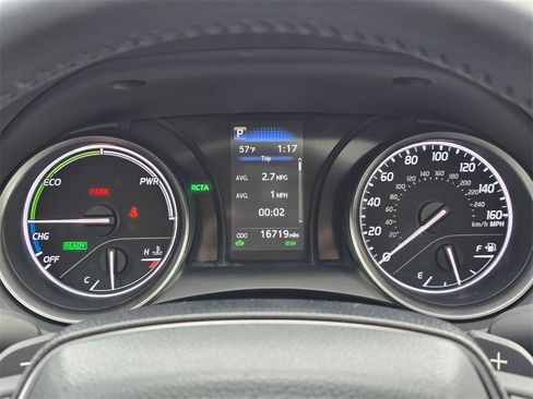 Used 2024 Toyota Camry SE w/ Audio Upgrade Package image 15