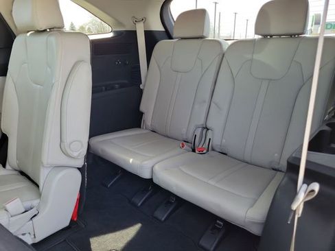 Used 2021 Kia Sorento EX w/ Panoramic Sunroof Package image 15