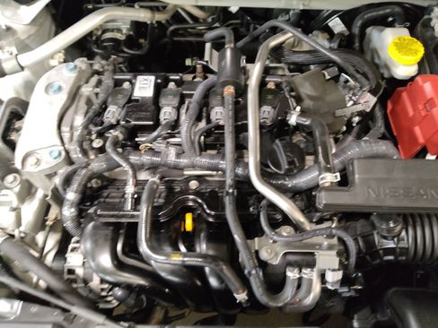 Used 2022 Nissan Sentra SR w/ SR Premium Package FWD image 30