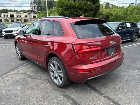 Used 2020 Audi Q5 2.0T Premium Plus w/ Premium Plus Package AWD/4WD image 3
