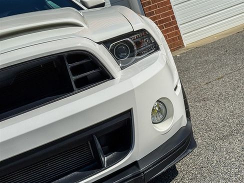 Used 2013 Ford Mustang Shelby GT500 RWD image 13
