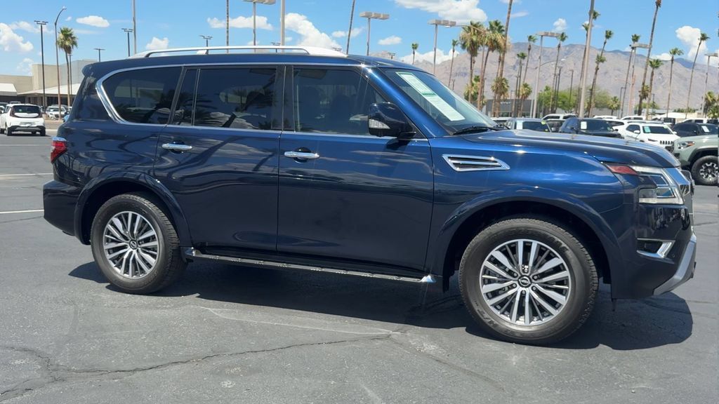 Used 2024 Nissan Armada SL w/ Captain's Chairs Package AWD/4WD image 3