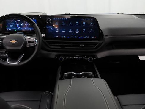 New 2026 Chevrolet Silverado EV LT AWD/4WD image 7