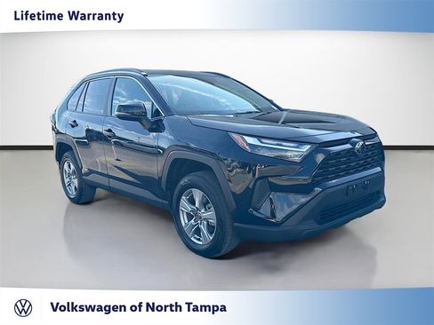 Used 2025 Toyota RAV4 XLE AWD/4WD image 1
