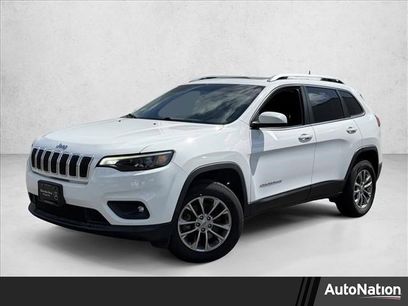 Used 2019 Jeep Cherokee Latitude Plus w/ Comfort/Convenience Group