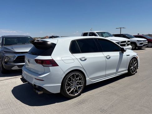 Used 2024 Volkswagen Golf R AWD/4WD image 2