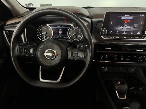 Used 2023 Nissan Rogue S image 13