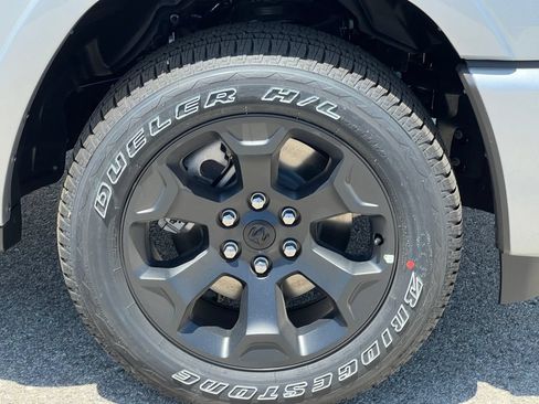 New 2026 RAM 1500 Big Horn w/ Night Edition AWD/4WD image 15