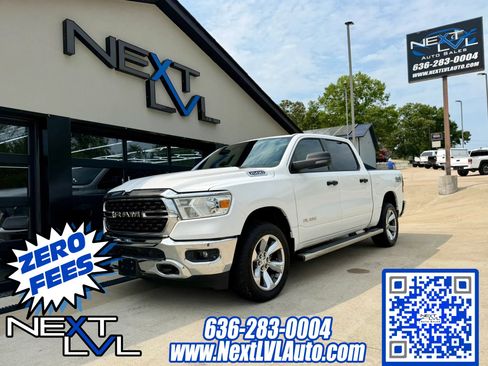 Used 2023 RAM 1500 Lone Star AWD/4WD image 1