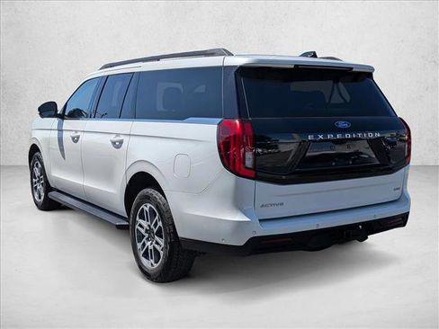 Used 2025 Ford Expedition Max Active AWD/4WD image 8