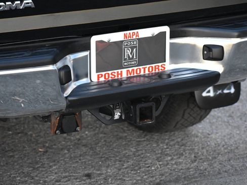 Used 2015 Toyota Tacoma 4x4 Double Cab w/ TRD Off-Road Package image 15