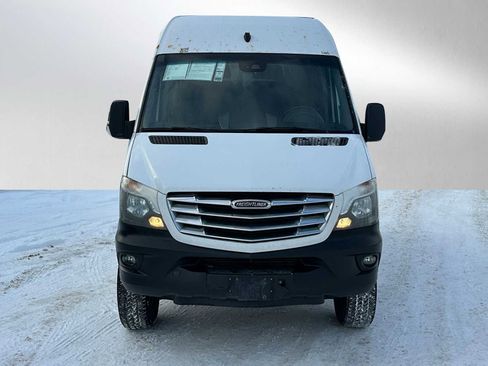 Used 2016 Freightliner Sprinter 2500 image 8