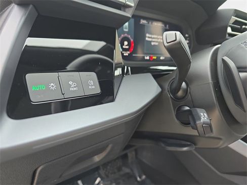 Used 2025 Audi A3 2.0T Premium w/ Convenience Package image 28