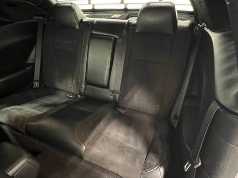 Used 2016 Dodge Challenger R/T Scat Pack RWD image 32