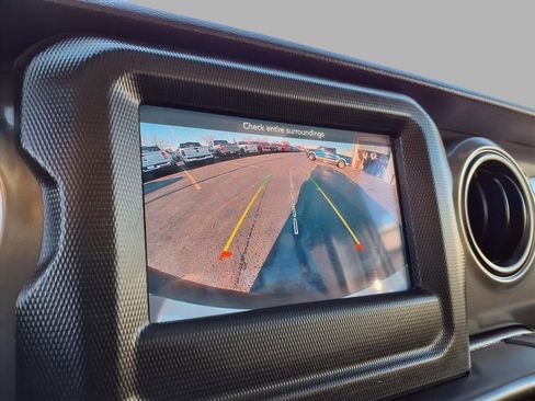 Used 2021 Jeep Wrangler Unlimited Sport image 6