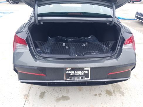 New 2026 Hyundai Elantra Sport FWD image 13