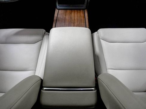 Used 2021 Tesla Model S Long Range image 29