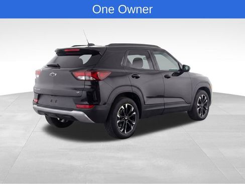 Used 2023 Chevrolet TrailBlazer LT w/ Convenience Package FWD image 4