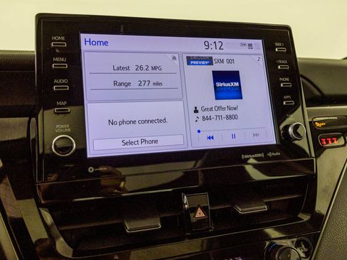 Used 2021 Toyota Camry XLE FWD image 26