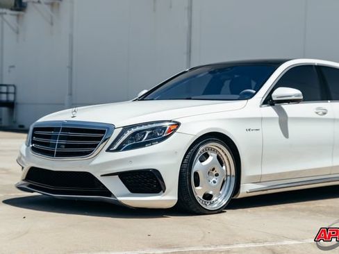 Used 2014 Mercedes-Benz S 63 AMG 4MATIC Sedan image 36
