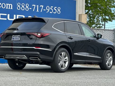 Used 2025 Acura MDX SH-AWD image 4