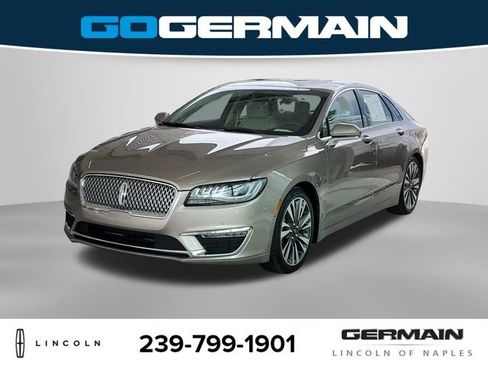 Used 2020 Lincoln MKZ Reserve image 1