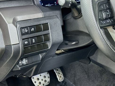 Used 2024 Toyota Tacoma TRD Sport RWD image 12