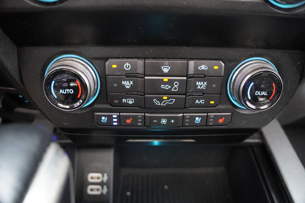 Used 2019 Ford F150 Raptor w/ Equipment Group 802A Luxury AWD/4WD image 7