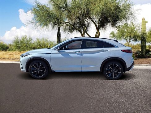 Certified 2025 INFINITI QX55 Essential image 3