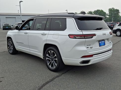 Used 2021 Jeep Grand Cherokee L Overland w/ Luxury Tech Group IV AWD/4WD image 4