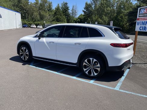 Used 2023 Mercedes-Benz EQS 450+ 4MATIC SUV image 3