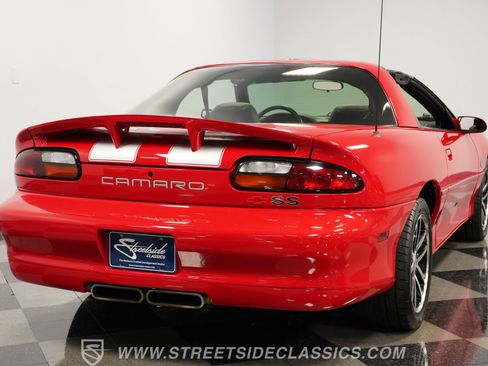 Used 2002 Chevrolet Camaro Z28 w/ SS Performance/Appearance Pkg image 12