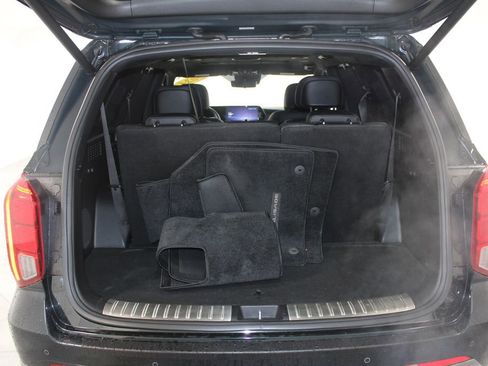 Used 2024 Hyundai Palisade Calligraphy image 14