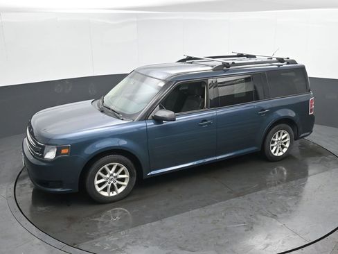 Used 2016 Ford Flex SE image 33