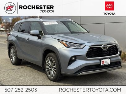 Certified 2022 Toyota Highlander Platinum