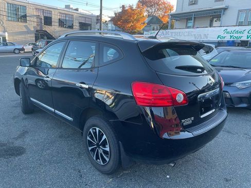 Used 2014 Nissan Rogue S w/ Convenience Package image 5