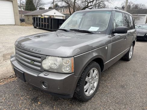Used 2008 Land Rover Range Rover HSE image 2