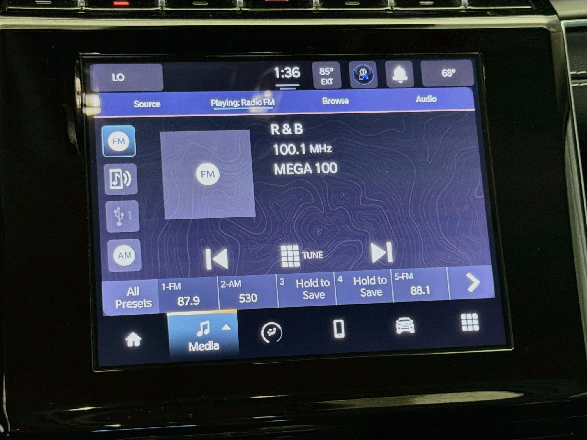 Used 2023 Jeep Grand Cherokee Laredo AWD/4WD image 9