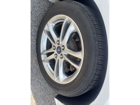 Used 2015 Ford Fusion Titanium FWD image 22