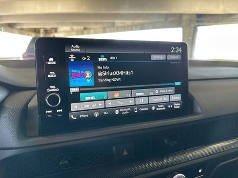 Used 2025 Honda CR-V Sport-L image 11