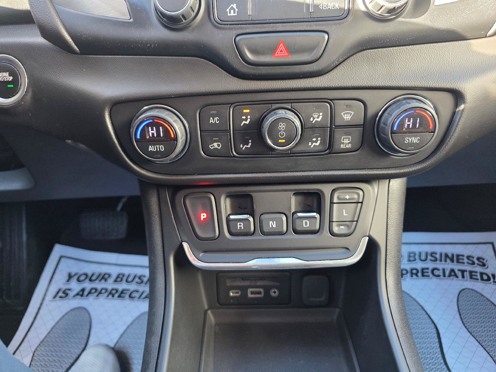 Used 2020 GMC Terrain Denali AWD/4WD image 19