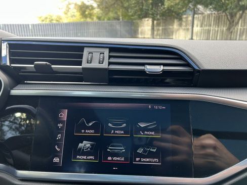 Used 2021 Audi Q3 2.0T Premium w/ Convenience Package image 14