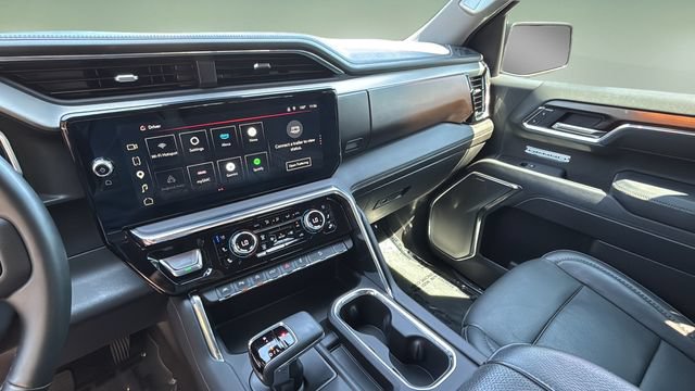 Used 2025 GMC Sierra 1500 Denali w/ Denali Reserve Package AWD/4WD image 25