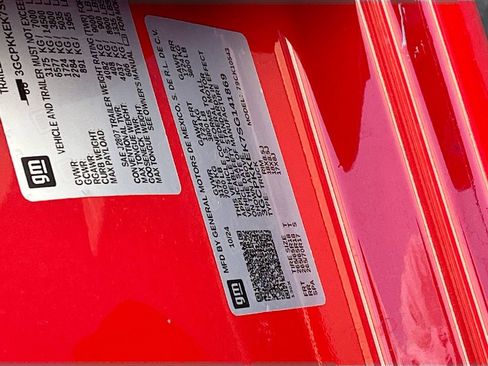 Used 2025 Chevrolet Silverado 1500 LT image 32