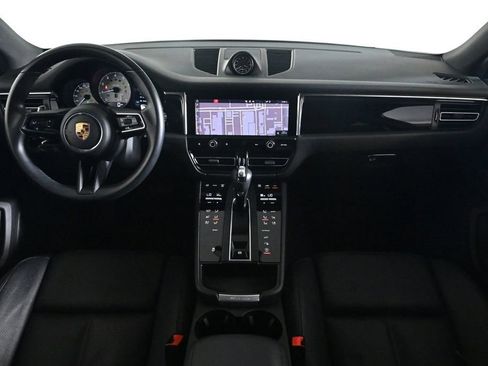 Certified 2023 Porsche Macan AWD/4WD image 11