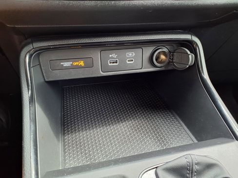 Used 2024 Honda CR-V EX image 8